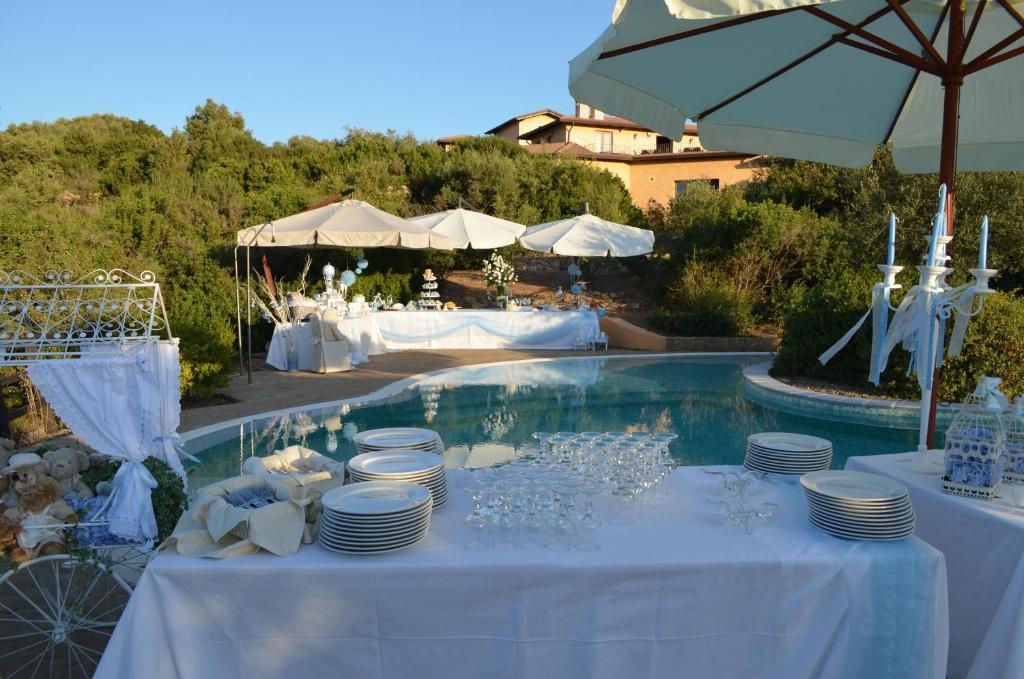 Hotel Giardino Corte Rubja Iglesias Exterior photo