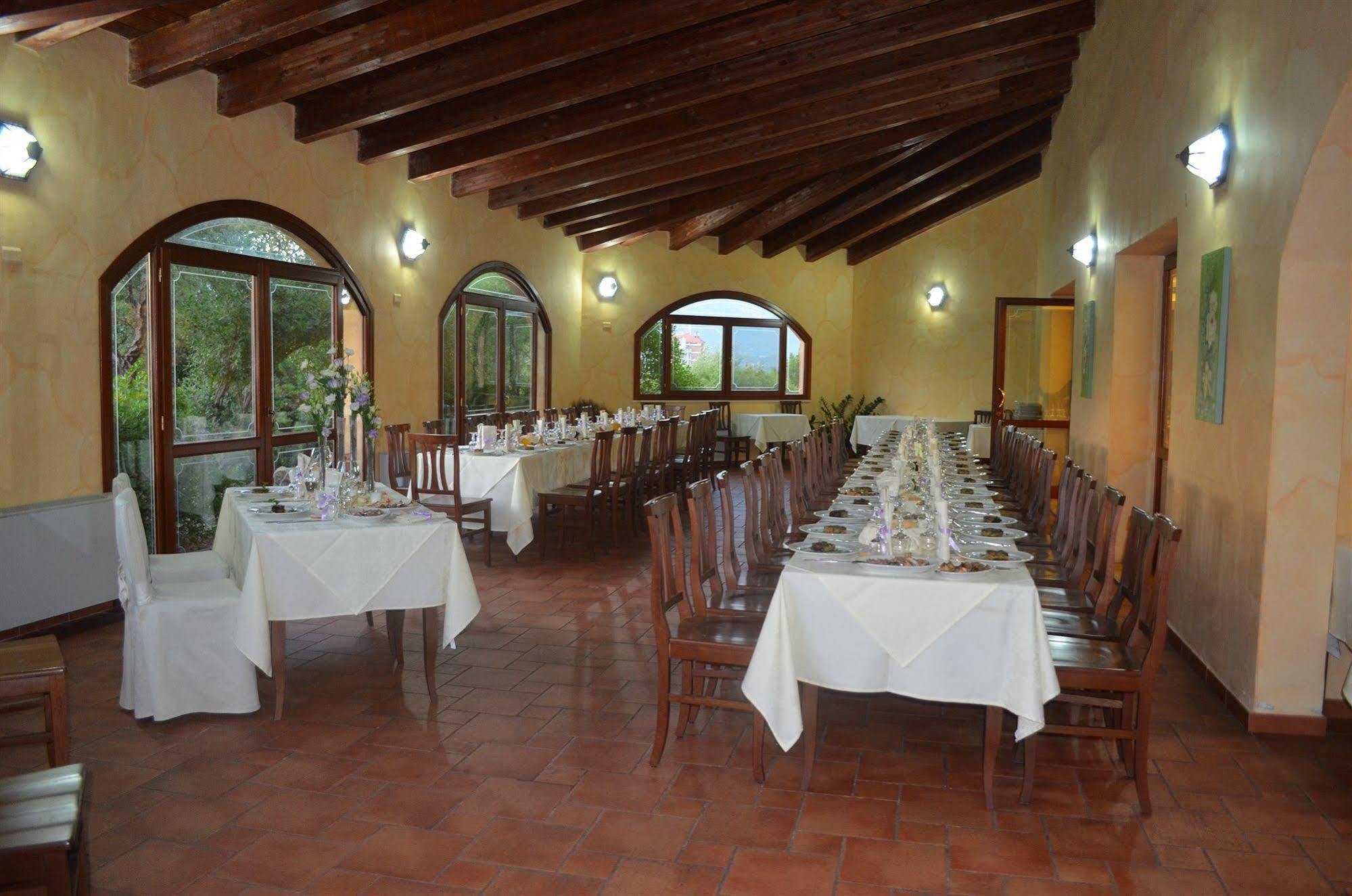 Hotel Giardino Corte Rubja Iglesias Exterior photo
